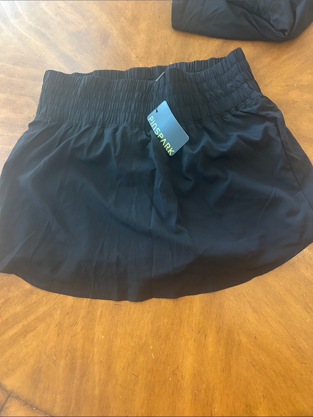 Black Elastic-Waist Athletic Skort